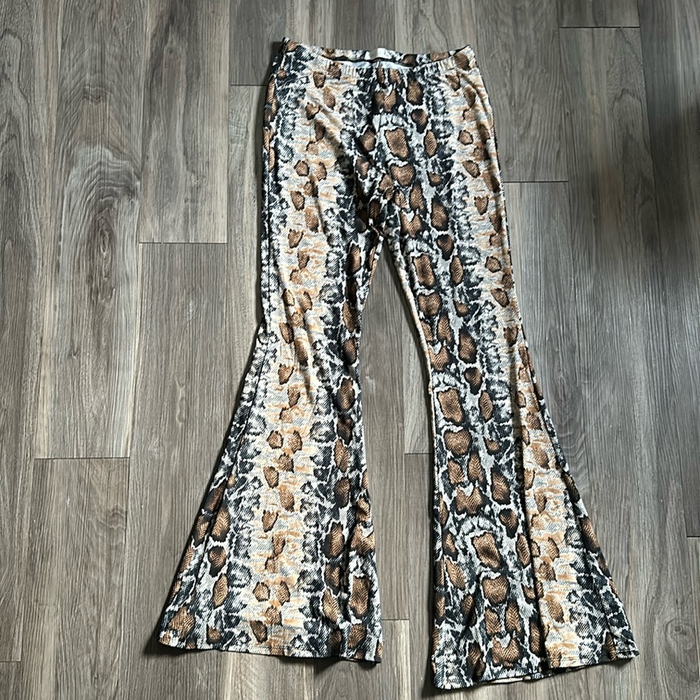 Snake Flare Pants Size Large